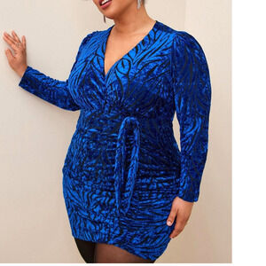 Torrid Size 22 Sexy Blue & Black Velvet Cocktail Party Mini Dress w/Long Sleeves